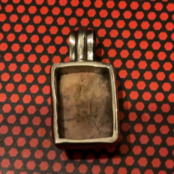 ✨3/$45✨ pendant - Picture 5 of 5